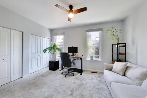 1225 West Lexington Street Chicago IL 60607