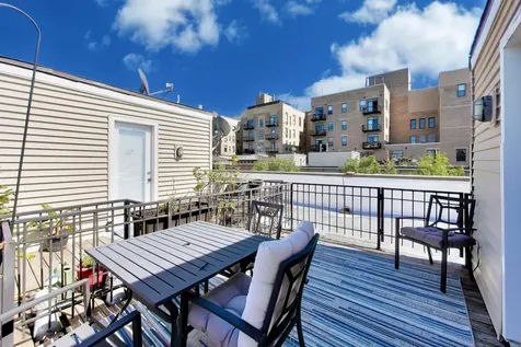 1225 West Lexington Street Chicago IL 60607