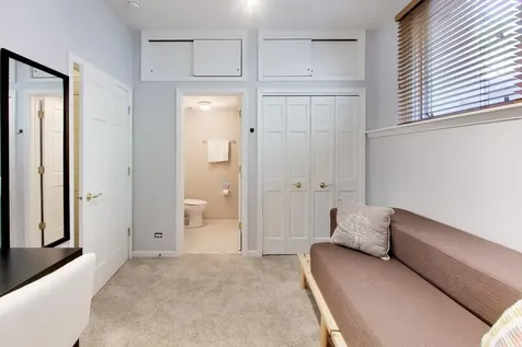 1225 West Lexington Street Chicago IL 60607