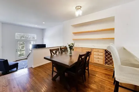 1225 West Lexington Street Chicago IL 60607