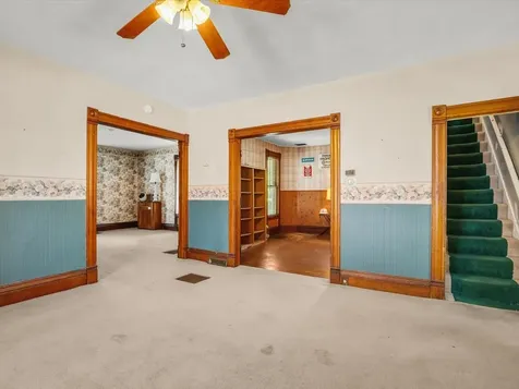 927 East Lincoln Avenue Belvidere IL 61008