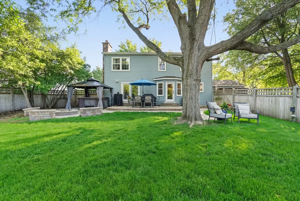 629 Joshua Court Naperville IL 60540