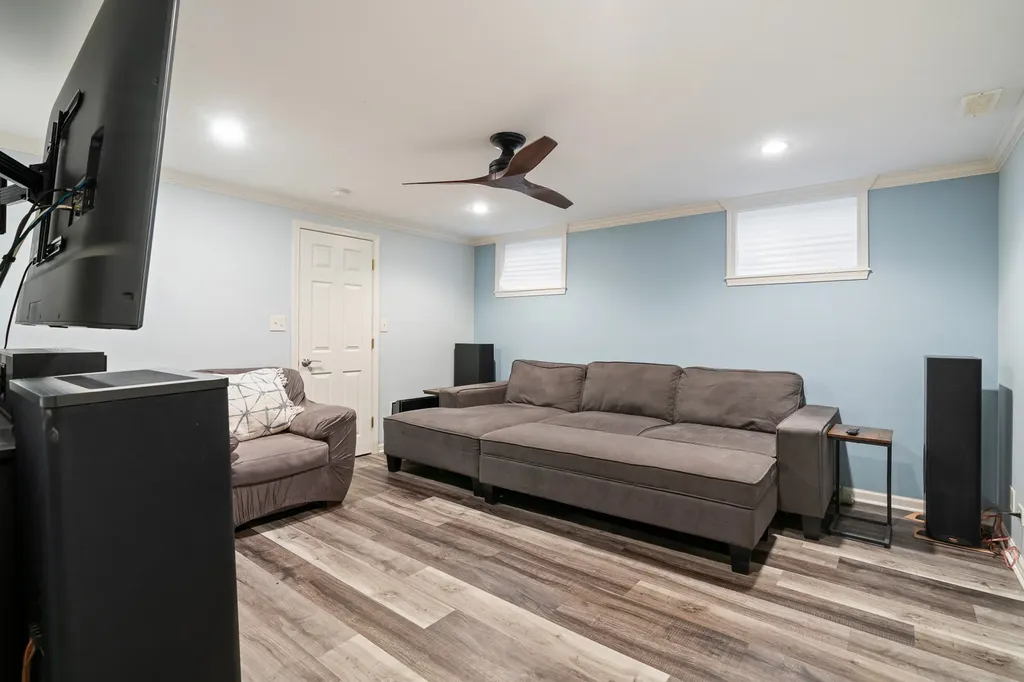 629 Joshua Court Naperville IL 60540