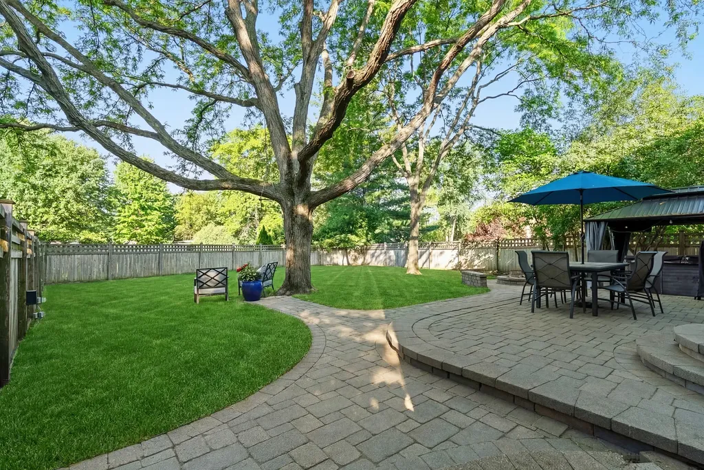 629 Joshua Court Naperville IL 60540