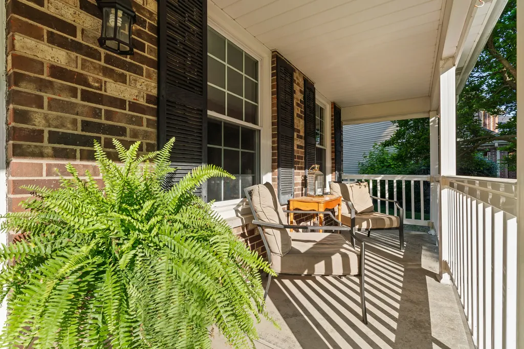 629 Joshua Court Naperville IL 60540