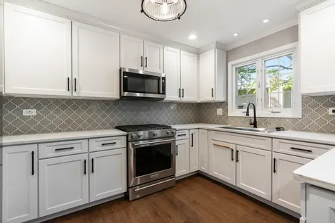 629 Joshua Court Naperville IL 60540