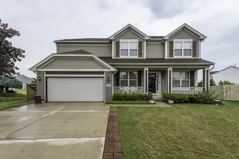39689 Lynsee Court Beach Park IL 60083