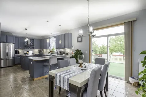 39689 Lynsee Court Beach Park IL 60083