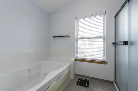39689 Lynsee Court Beach Park IL 60083