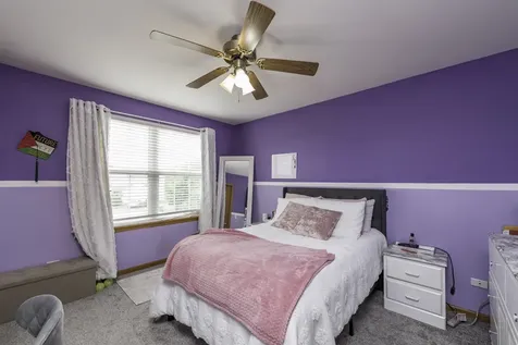 39689 Lynsee Court Beach Park IL 60083