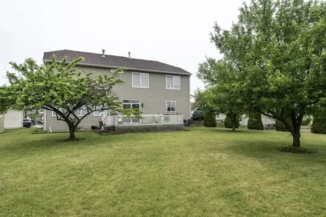 39689 Lynsee Court Beach Park IL 60083