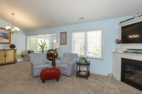 2035 Somerset Lane Sycamore IL 60178