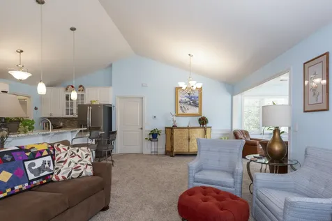 2035 Somerset Lane Sycamore IL 60178