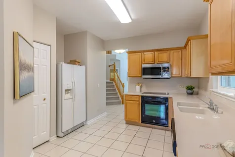 118 Bay Drive Itasca IL 60143