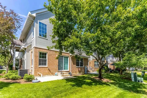 118 Bay Drive Itasca IL 60143
