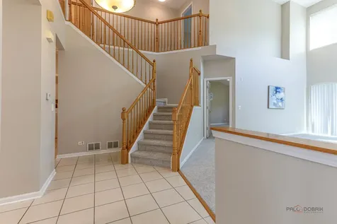 118 Bay Drive Itasca IL 60143