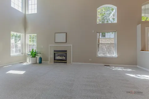 118 Bay Drive Itasca IL 60143