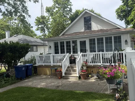 2701 Harrison Place Waukegan IL 60085
