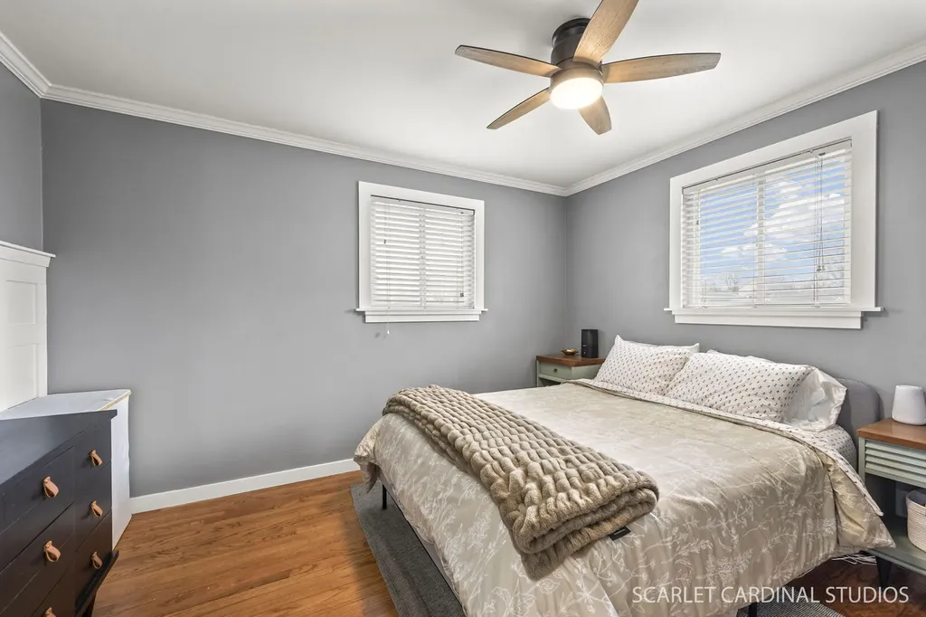 617 East Berkshire Avenue Lombard IL 60148