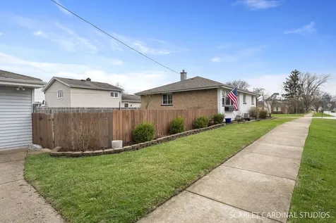 617 East Berkshire Avenue Lombard IL 60148