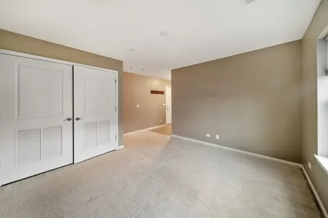 775 Lee Street Des Plaines IL 60016