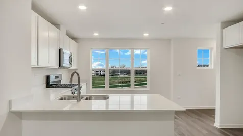 415 Lakeshore Court St. Charles IL 60174