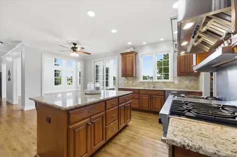 21250 South Redwood Lane Shorewood IL 60404