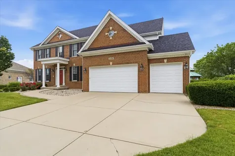 21250 South Redwood Lane Shorewood IL 60404