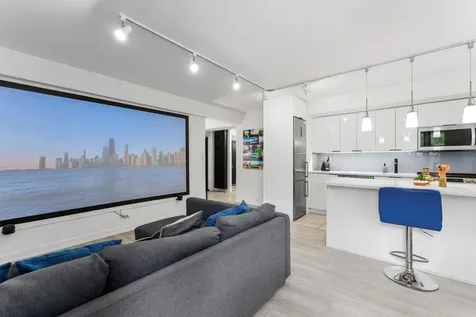 4950 North Marine Drive Chicago IL 60640