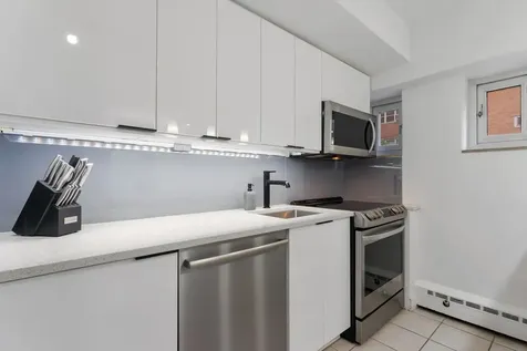 4950 North Marine Drive Chicago IL 60640