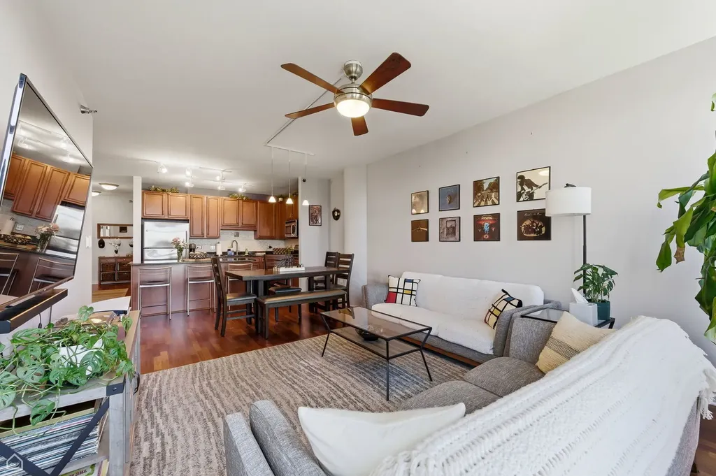 1255 South State Street Chicago IL 60605
