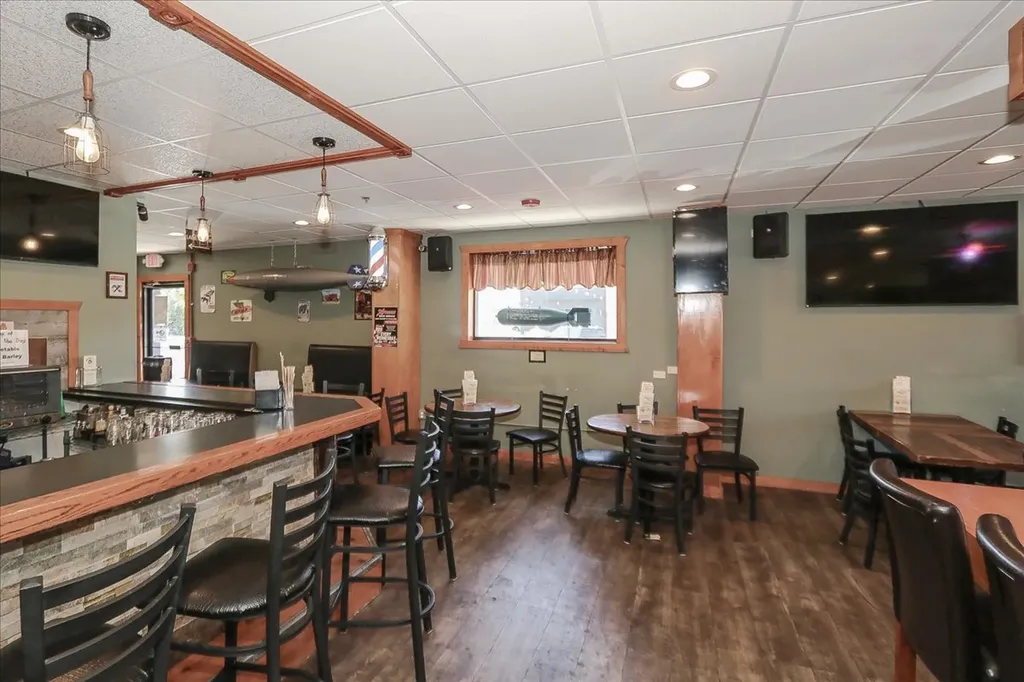 101-103 East Irving Park Road Roselle IL 60172
