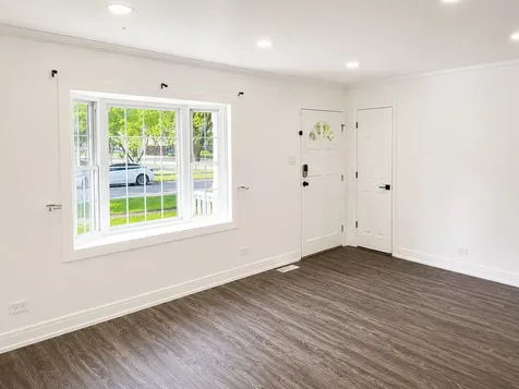 22704 Theodore Avenue Sauk Village IL 60411