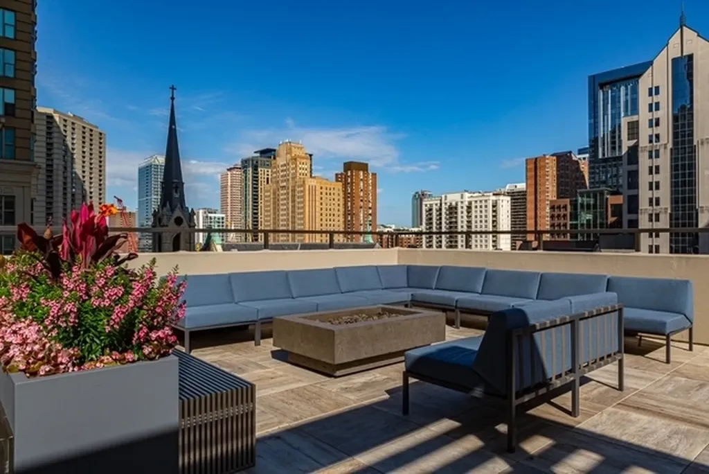 30 East Huron Street Chicago IL 60611