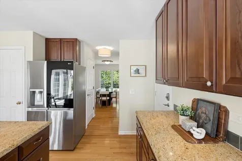 2778 Miller Road Geneva IL 60134