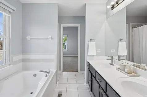2778 Miller Road Geneva IL 60134
