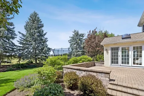 2778 Miller Road Geneva IL 60134