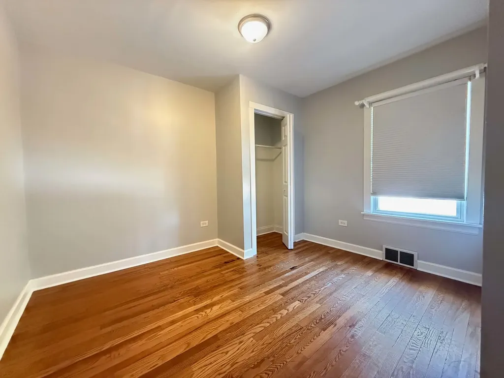 327 South Michigan Avenue Villa Park IL 60181