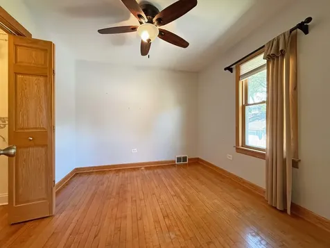 327 South Michigan Avenue Villa Park IL 60181