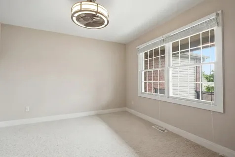 2526 Windward Boulevard Champaign IL 61821