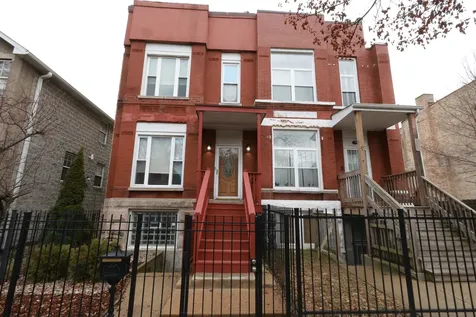3651 South Giles Avenue Chicago IL 60653