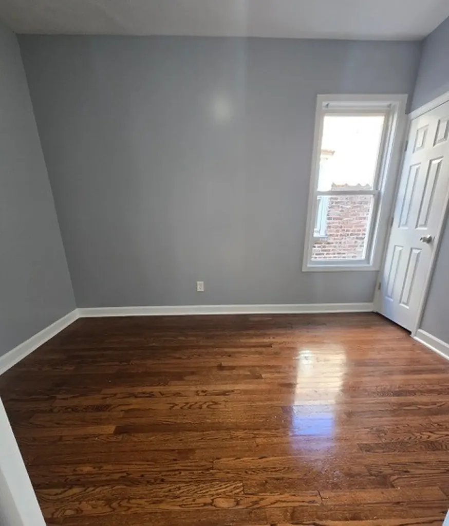 7443 South Dante Avenue Chicago IL 60619
