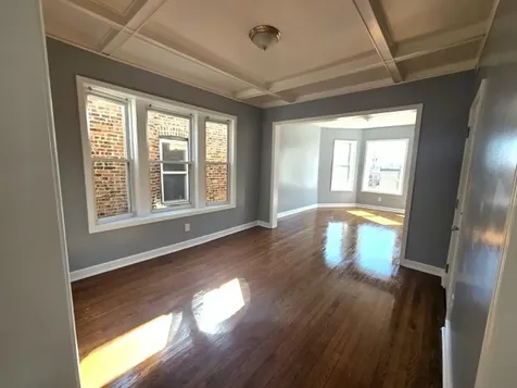 7443 South Dante Avenue Chicago IL 60619
