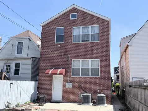 4024 South Artesian Avenue Chicago IL 60632