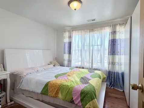 4024 South Artesian Avenue Chicago IL 60632