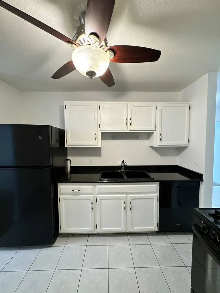 2211 South Stewart Avenue Lombard IL 60148