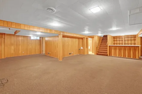 718 North Russel Mount Prospect IL 60056