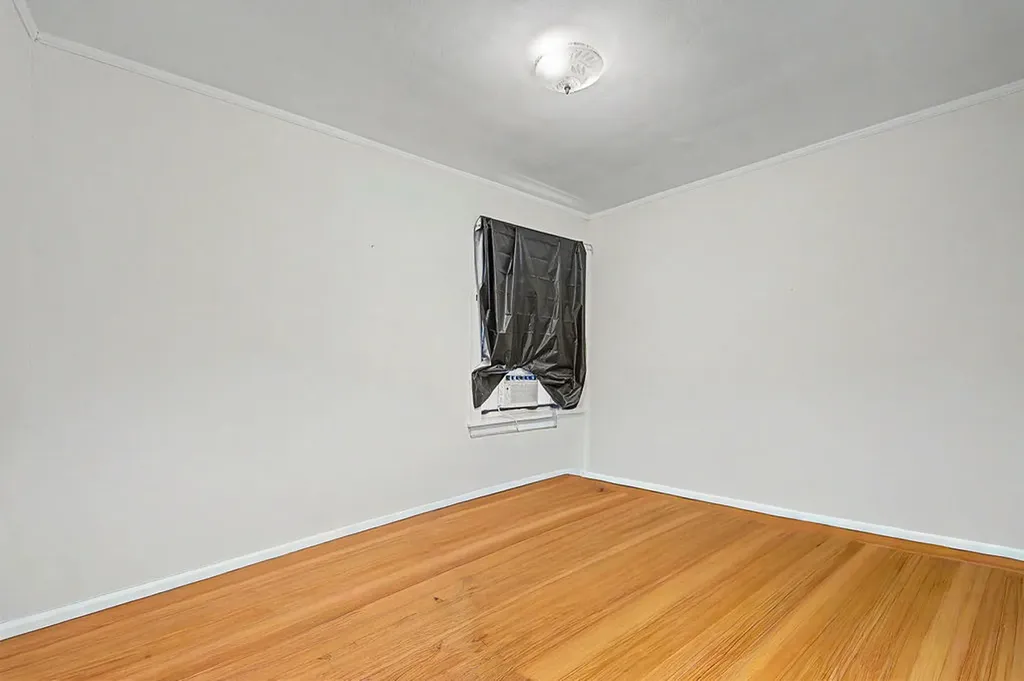 4450 North Mango Avenue Chicago IL 60630