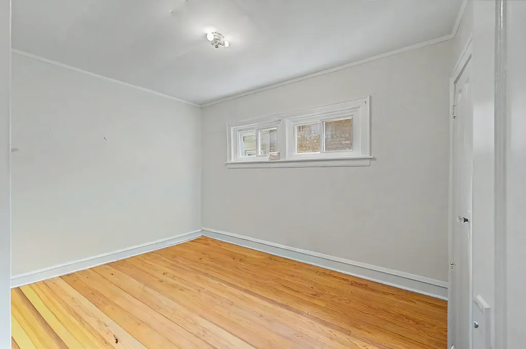 4450 North Mango Avenue Chicago IL 60630