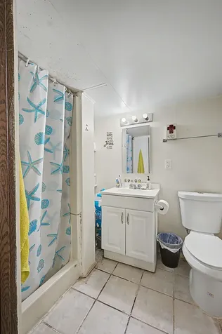 4450 North Mango Avenue Chicago IL 60630